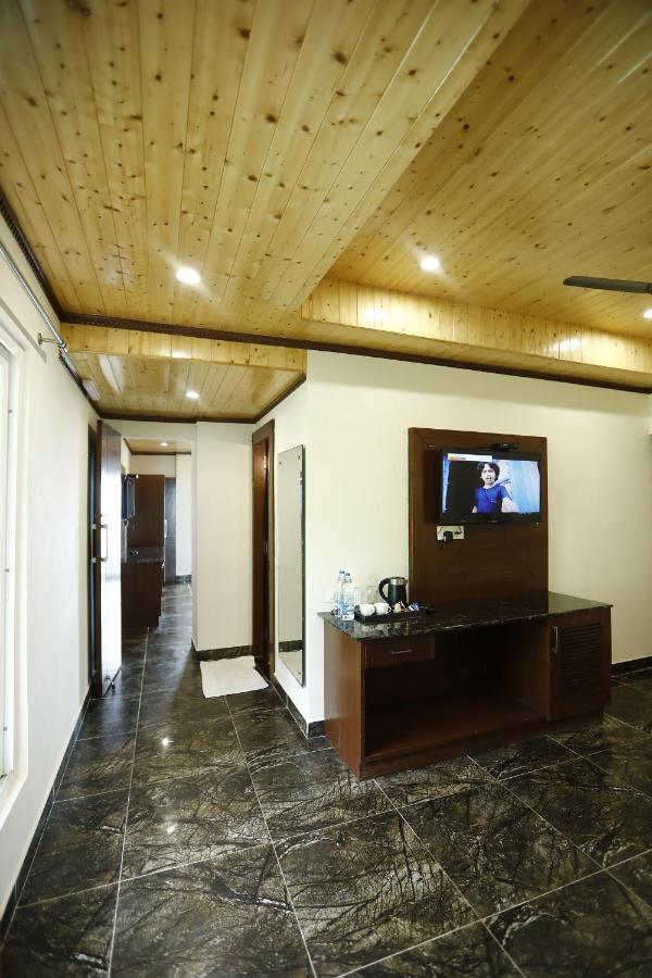 Hotel Kings Inn Mussoorie Esterno foto