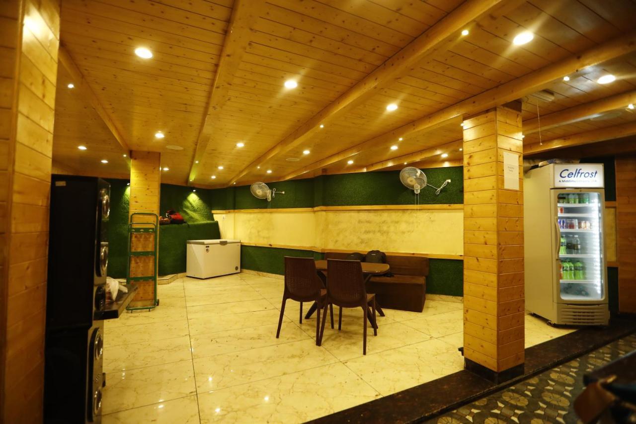 Hotel Kings Inn Mussoorie Esterno foto